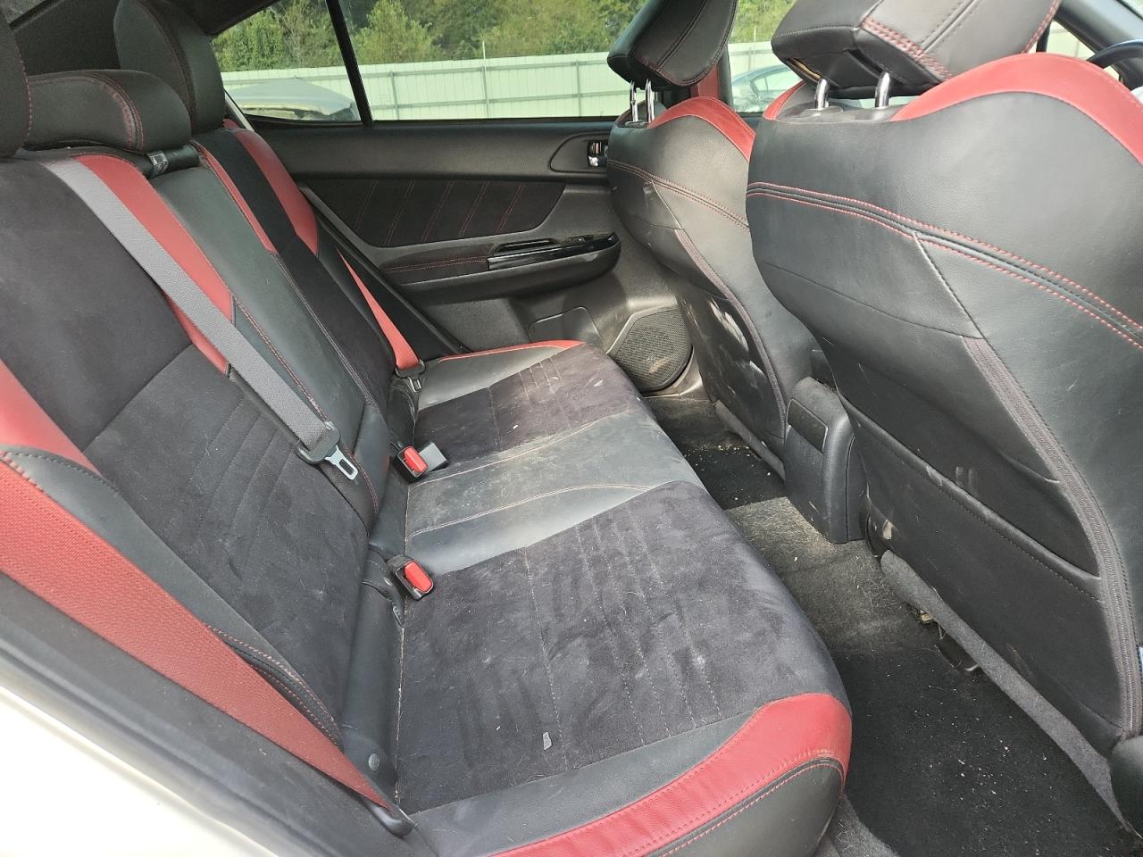 Subaru WRX Sti Image 10