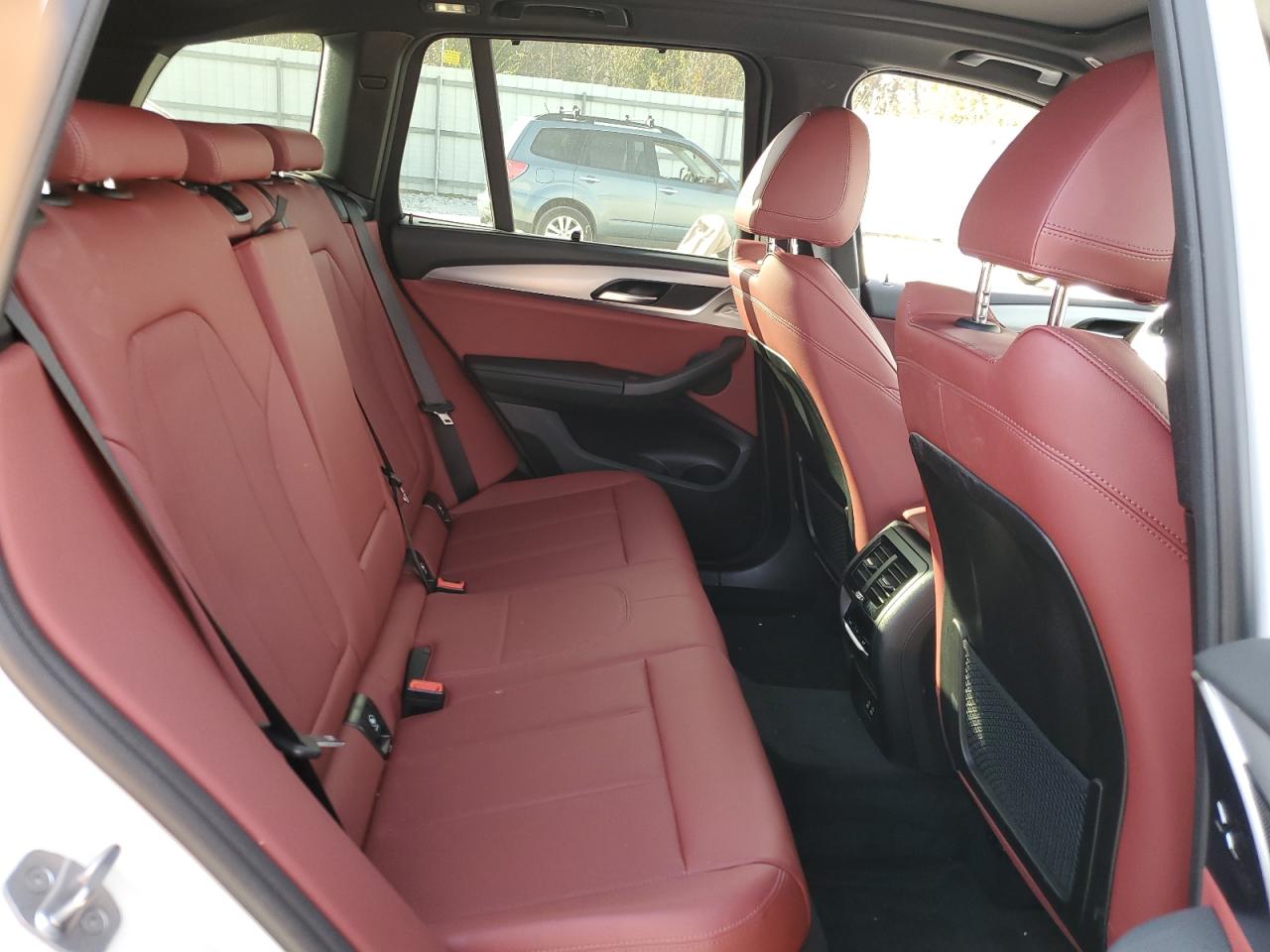 BMW X Series Xdrive30i Image 8