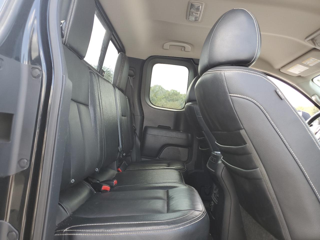 Nissan Titan Sv Image 5