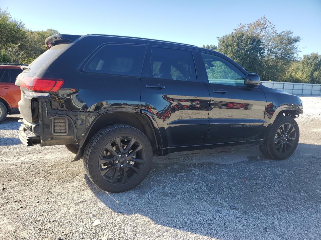 Jeep Grand Cherokee Laredo Image 5