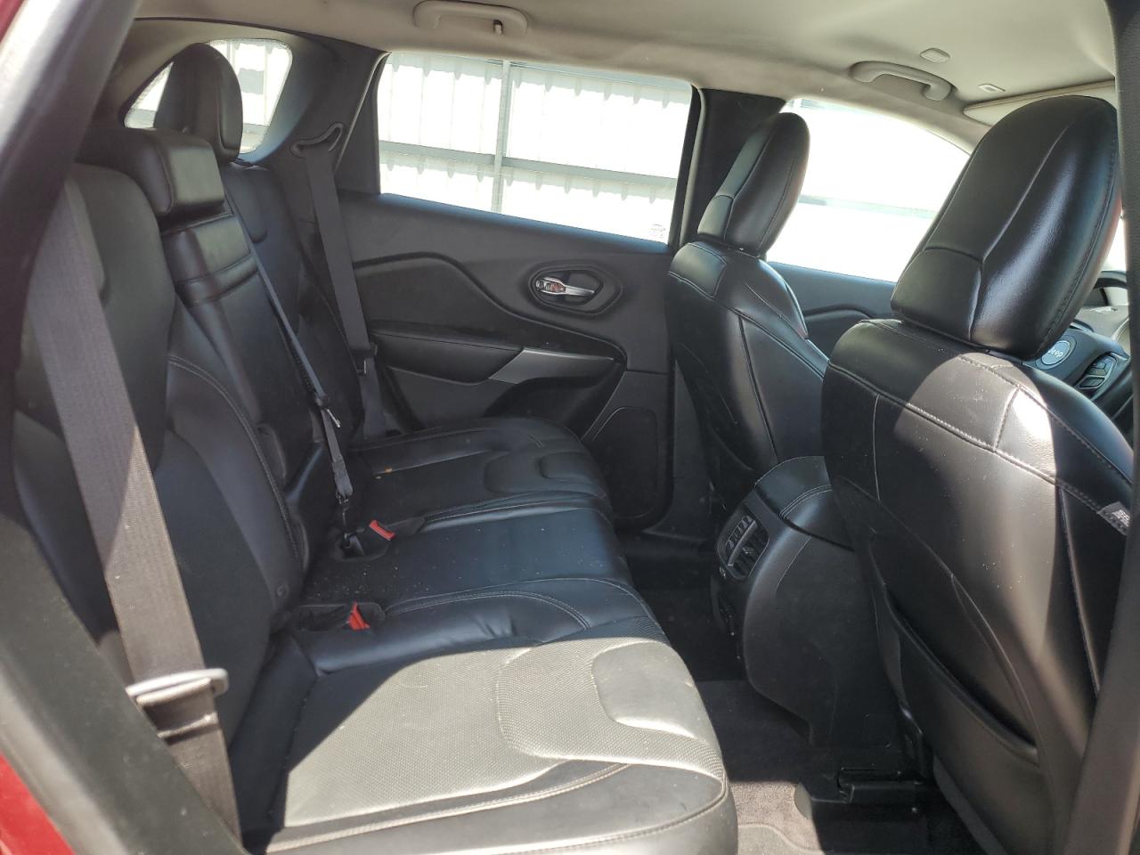 Jeep Grand Cherokee Limited Image 13