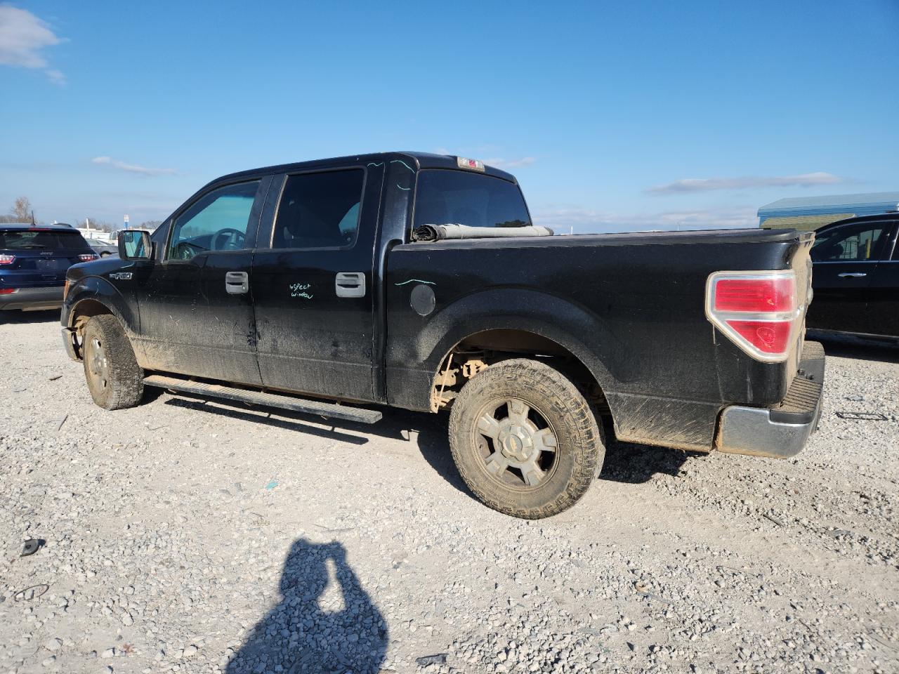 Ford F-150 Supercrew Image 9
