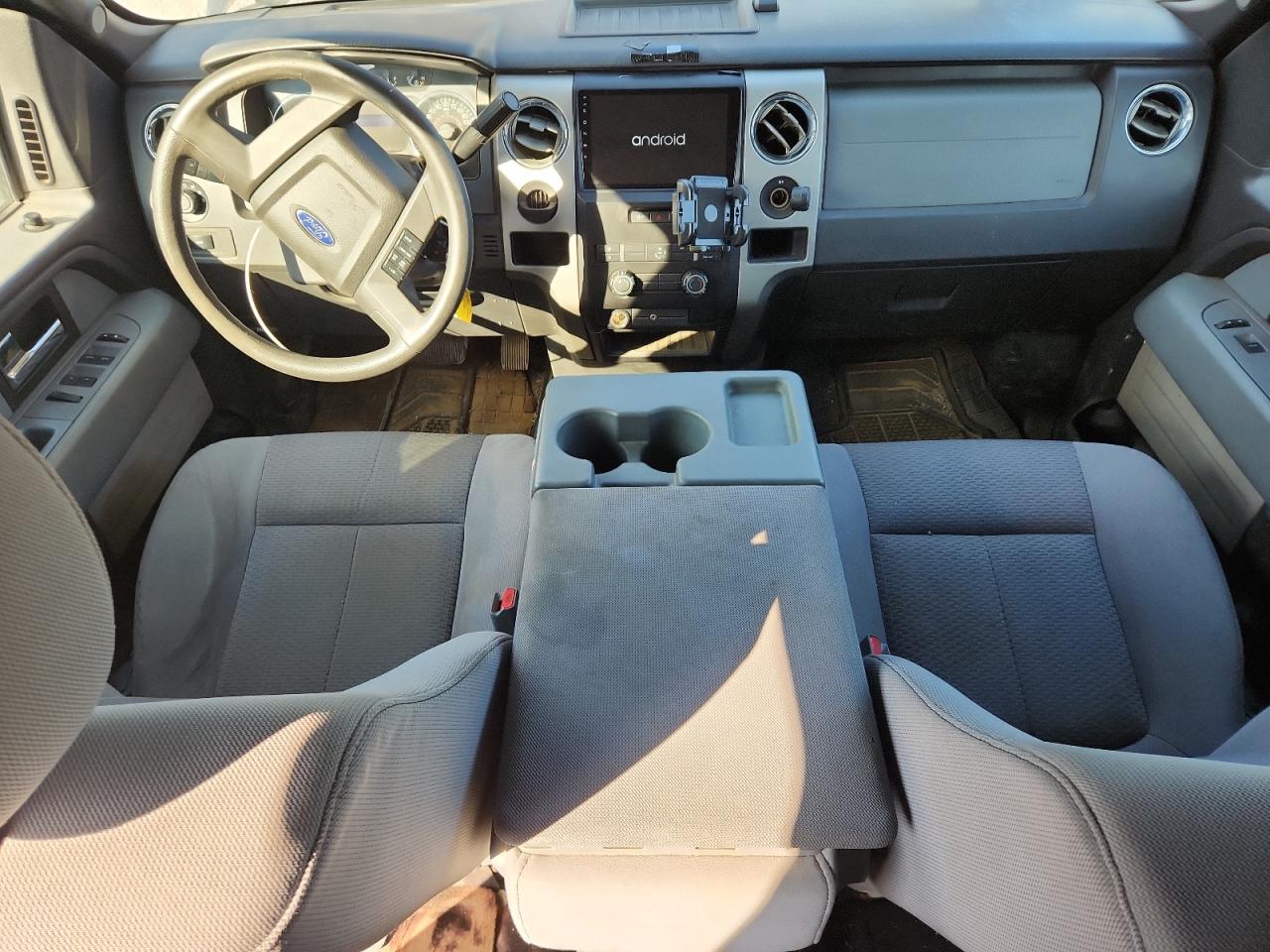 Ford F-150 Supercrew Image 4