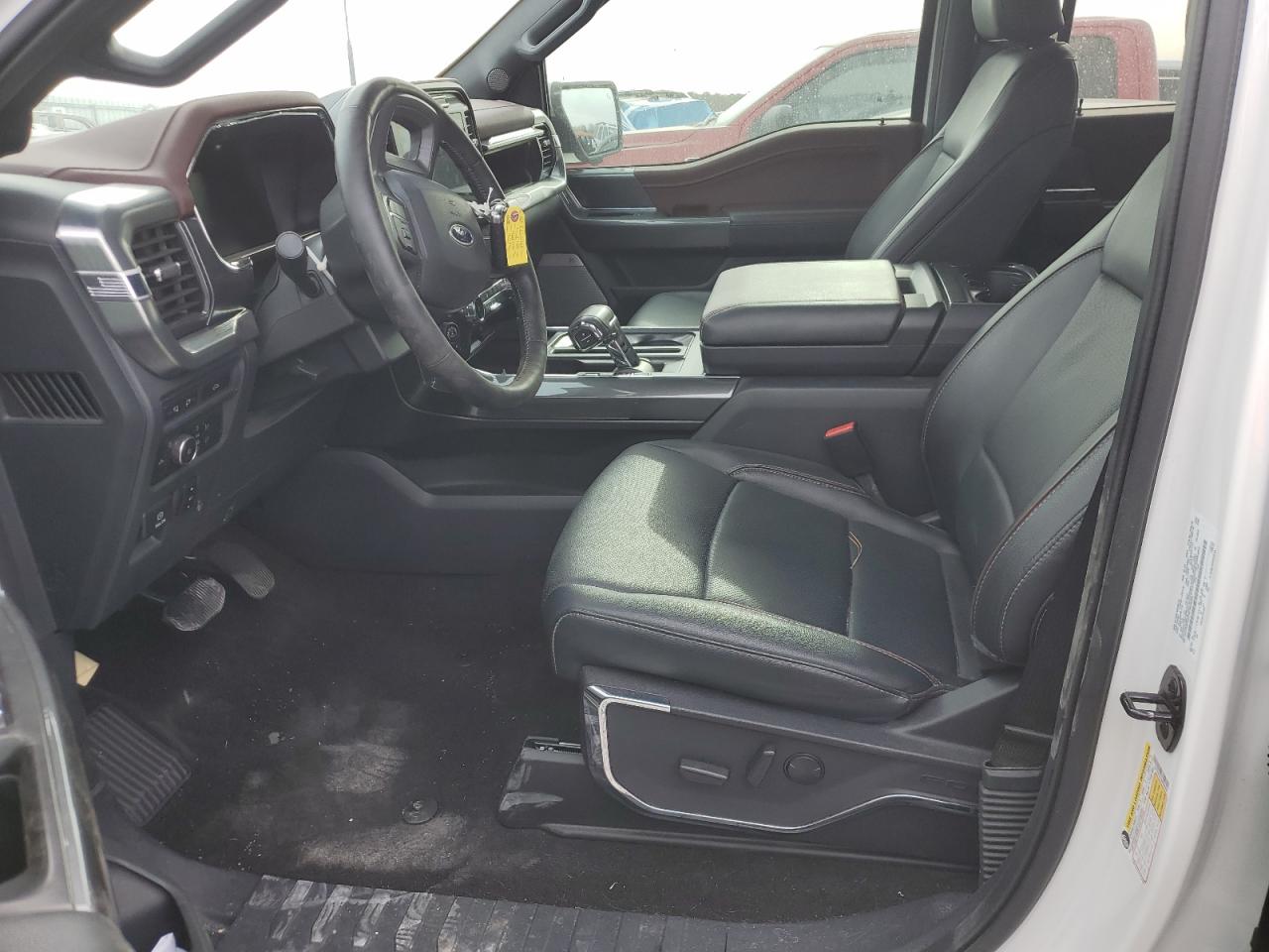 Ford F-150 Supercrew Image 5