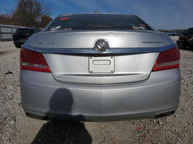 Buick LaCrosse Image 3