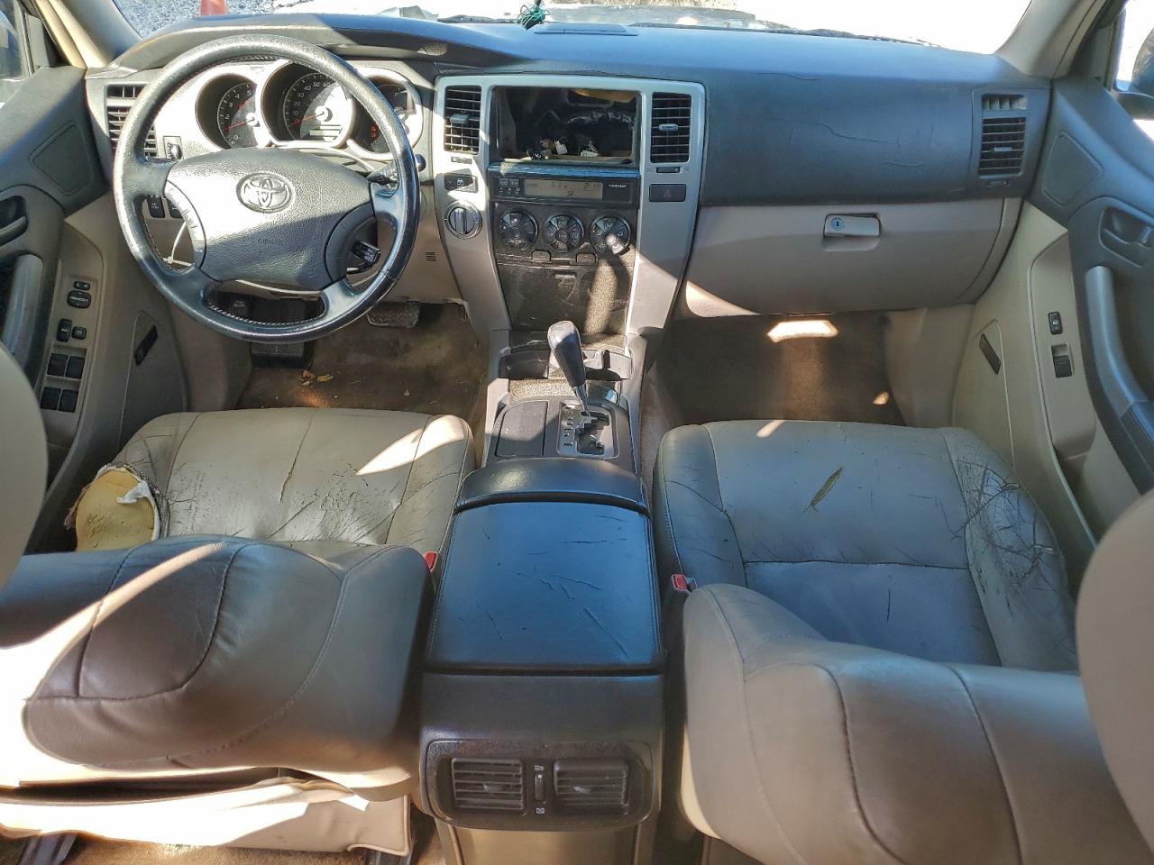 Toyota 4Runner Limited Image 9