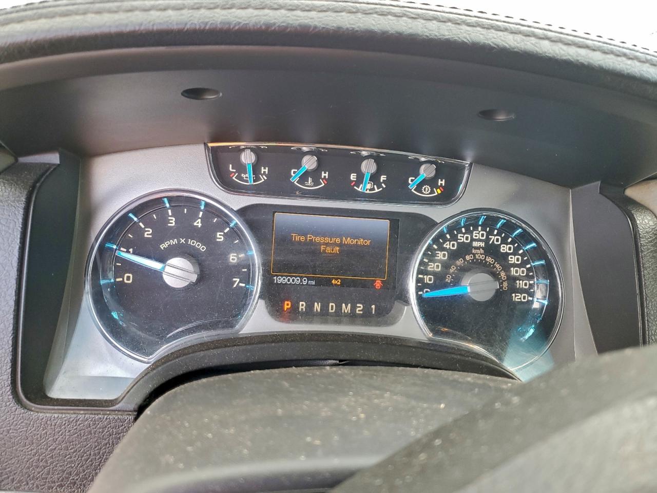 Ford F-150 Supercrew Image 8