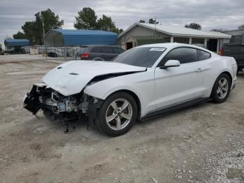  Salvage Ford Mustang