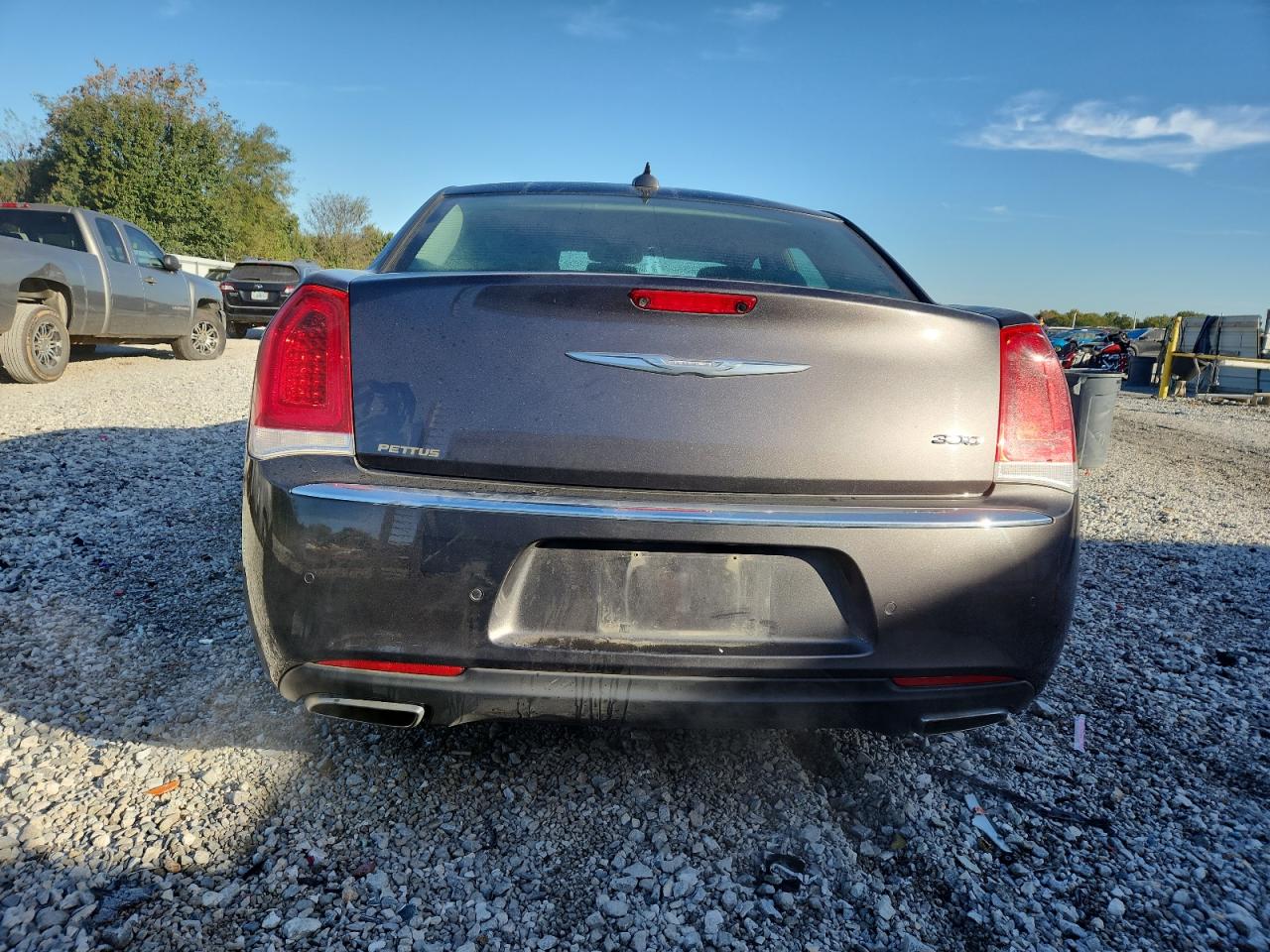 Chrysler 300 Limited Image 4