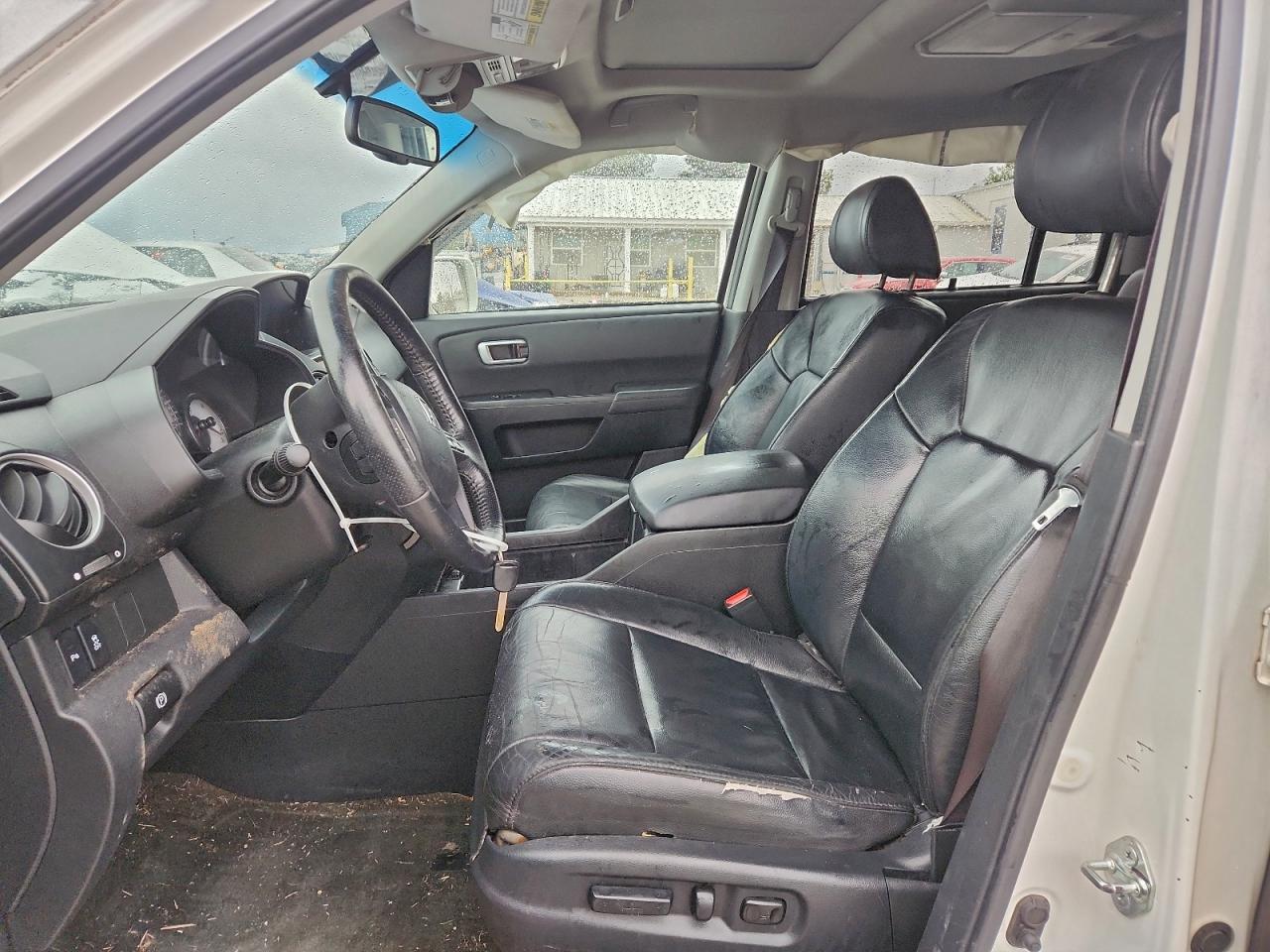 Honda Pilot Touring Image 8