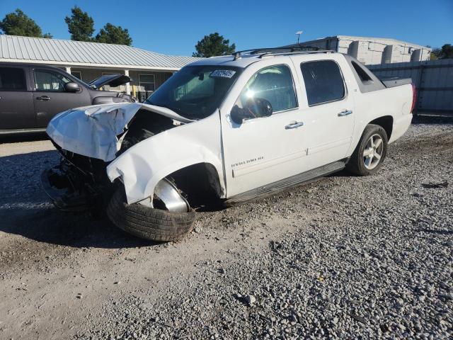 Salvage Chevrolet Avalanche