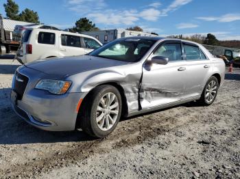  Salvage Chrysler 300