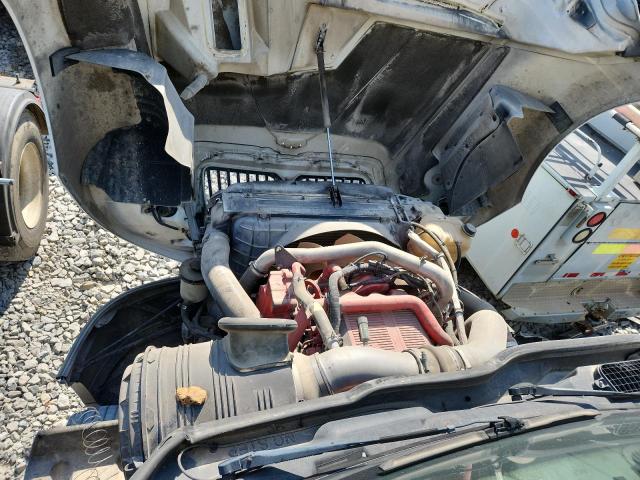 International Prostar Image 10