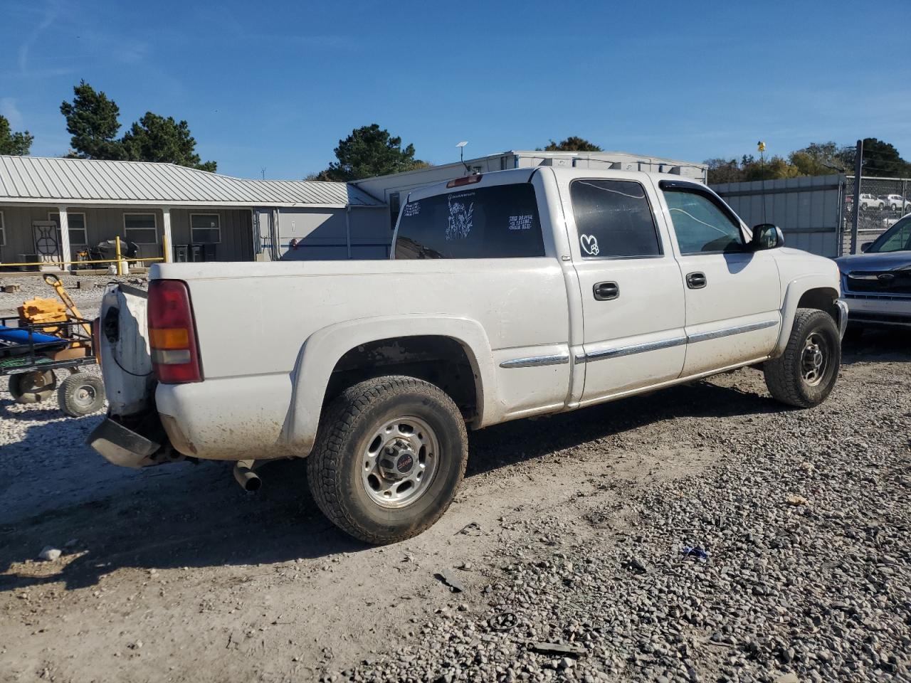 GMC Sierra C1500 Heavy Duty Image 3