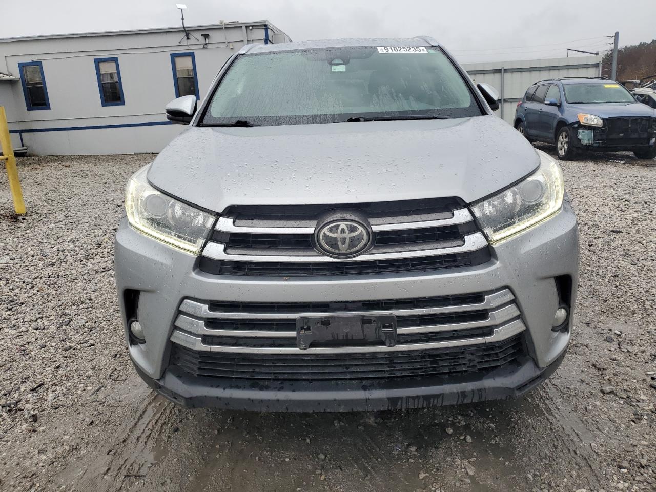Toyota Highlander Limited Image 5