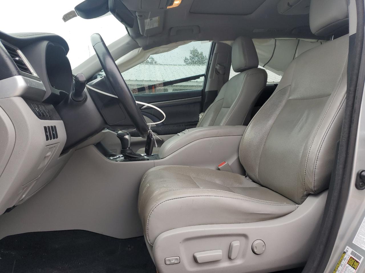 Toyota Highlander Limited Image 8