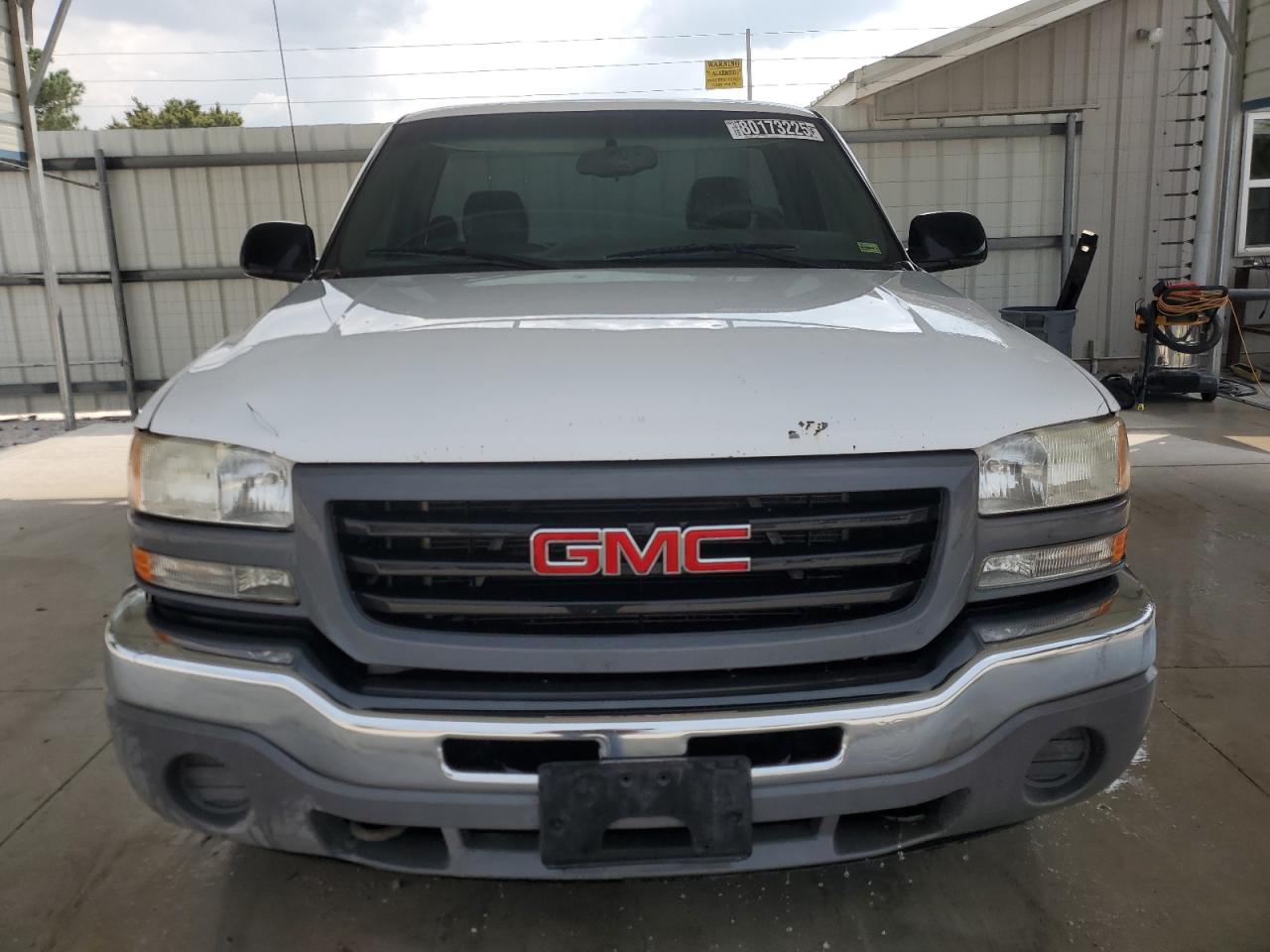 GMC Sierra C1500 Image 12