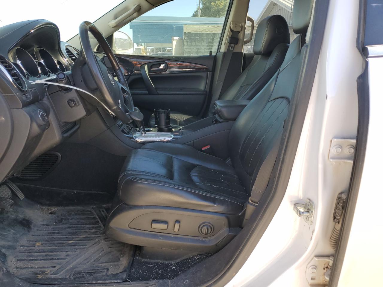 Buick Enclave Image 11