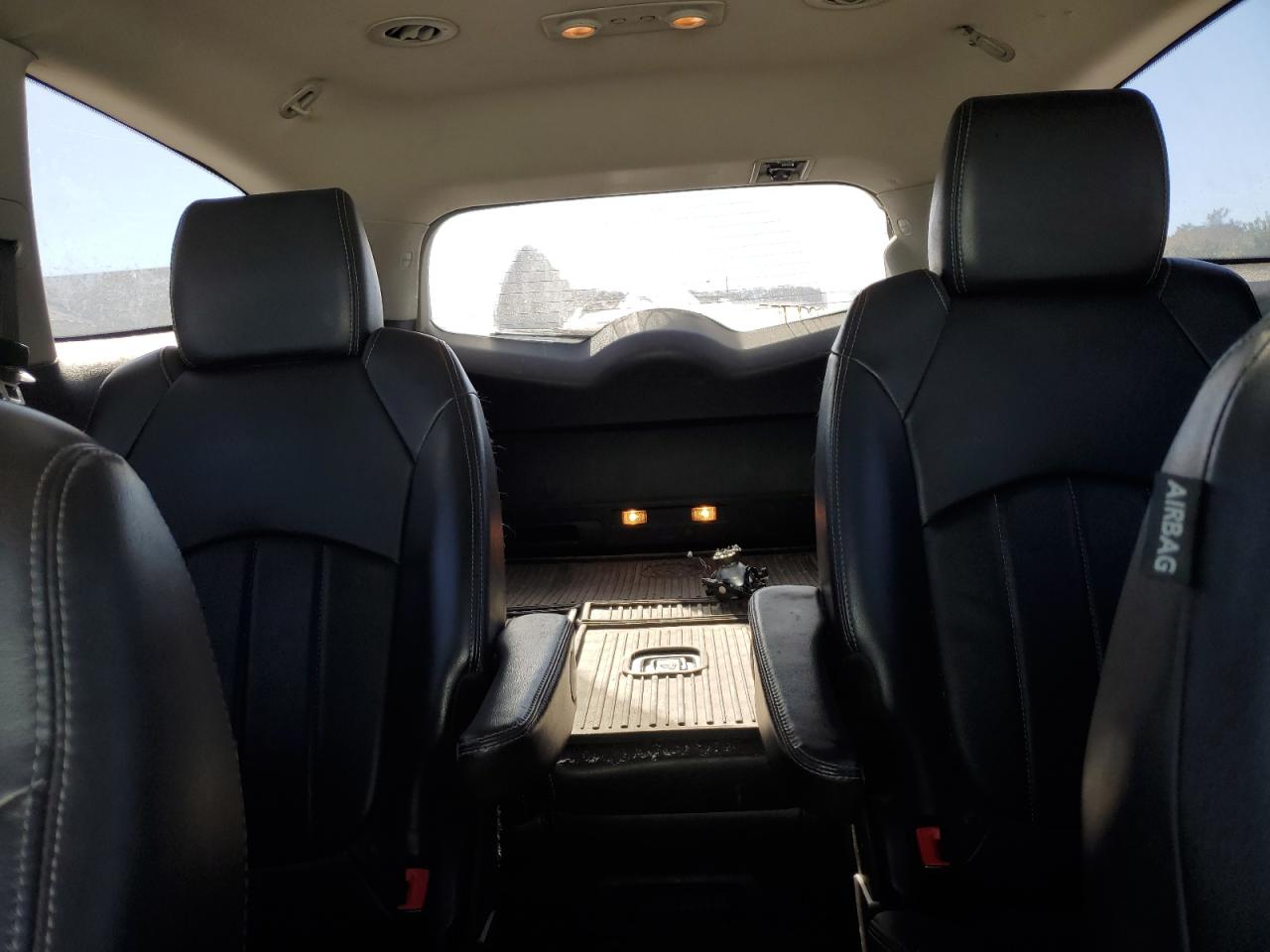 Buick Enclave Image 12