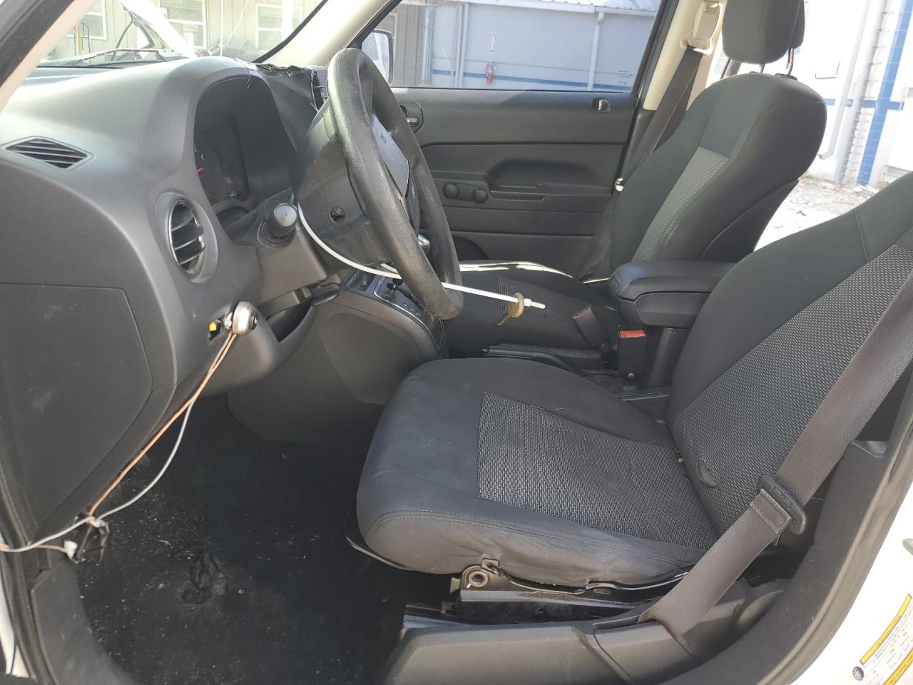 Jeep Patriot Sport Image 2