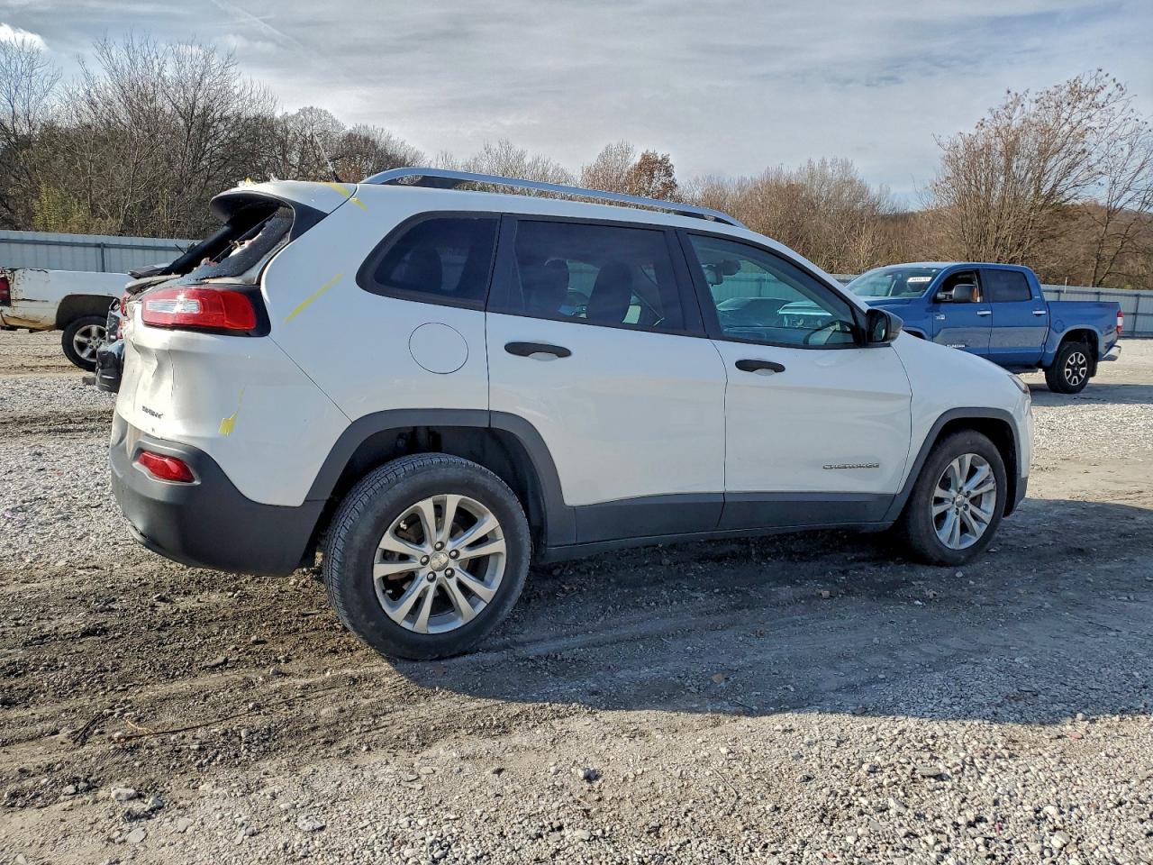 Jeep Grand Cherokee Sport Image 12