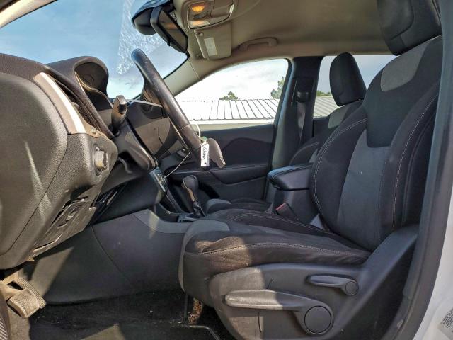 Jeep Grand Cherokee Sport Image 5