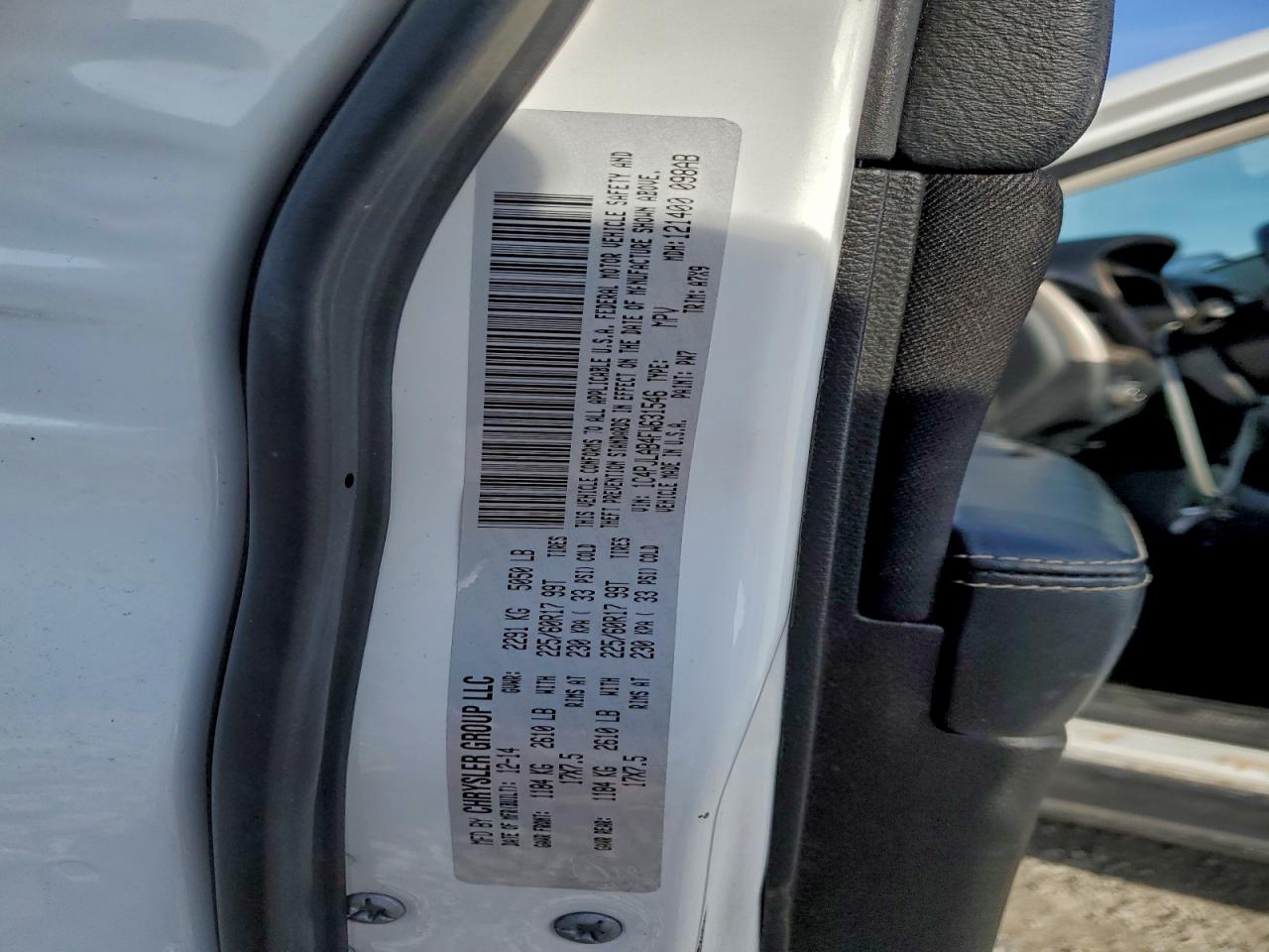 Jeep Grand Cherokee Sport Image 11