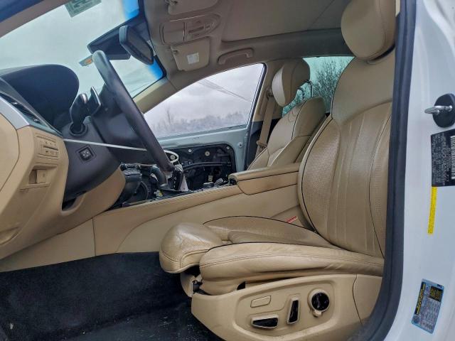 Hyundai Genesis 3.8l Image 5