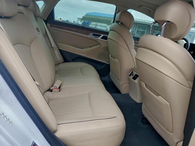 Hyundai Genesis 3.8l Image 9