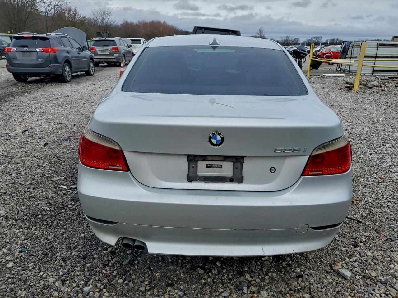 BMW 5 Series I Image 7
