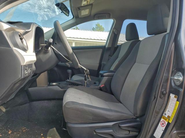 Toyota RAV4 Le Image 3