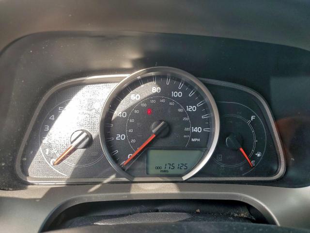 Toyota RAV4 Le Image 4