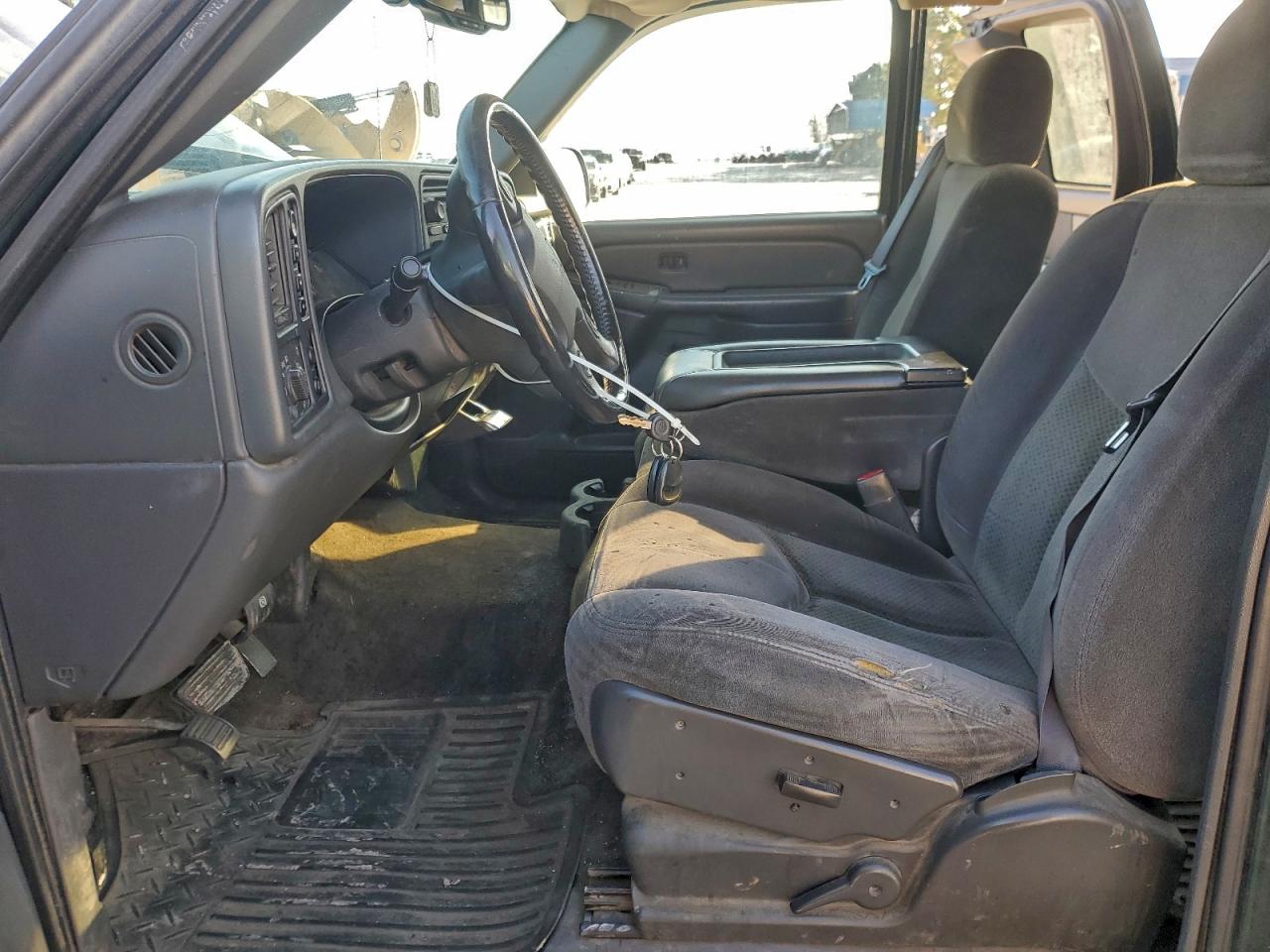 Chevrolet Silverado K1500 Image 10