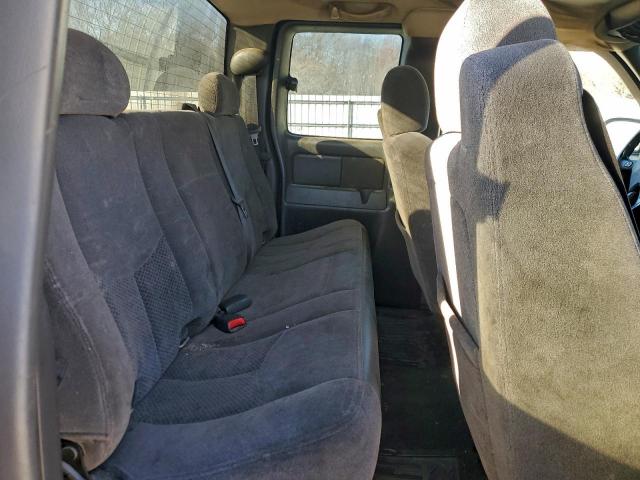 Chevrolet Silverado K1500 Image 4