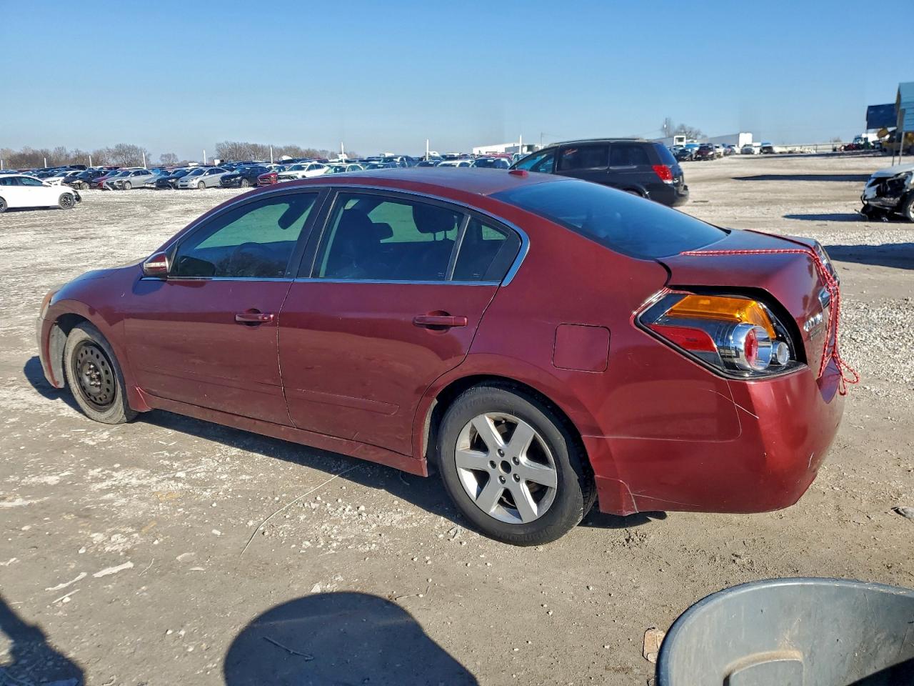 Nissan Altima Base Image 2