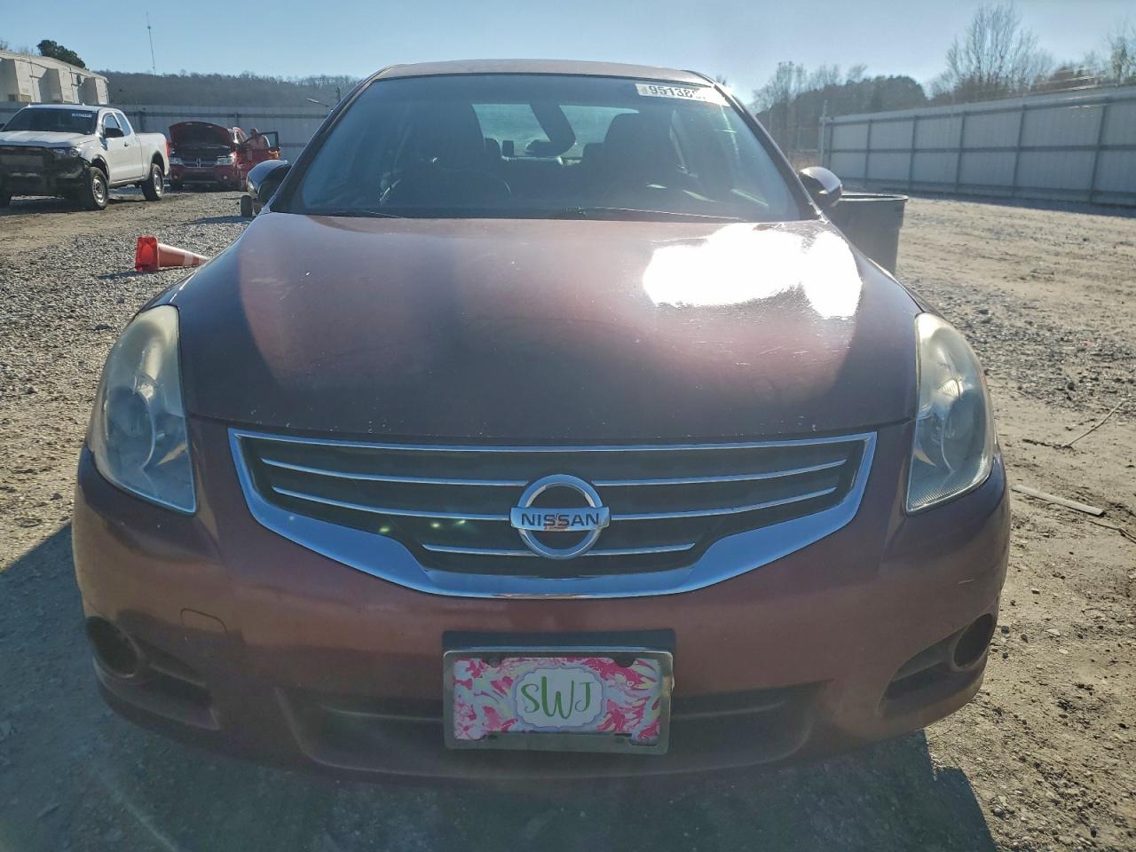 Nissan Altima Base Image 8