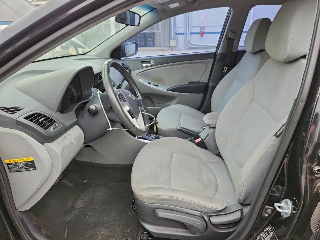 Hyundai ACCENT Gls Image 9