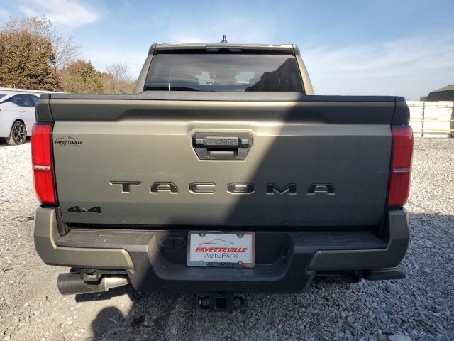 Toyota Tacoma Double Cab Image 9