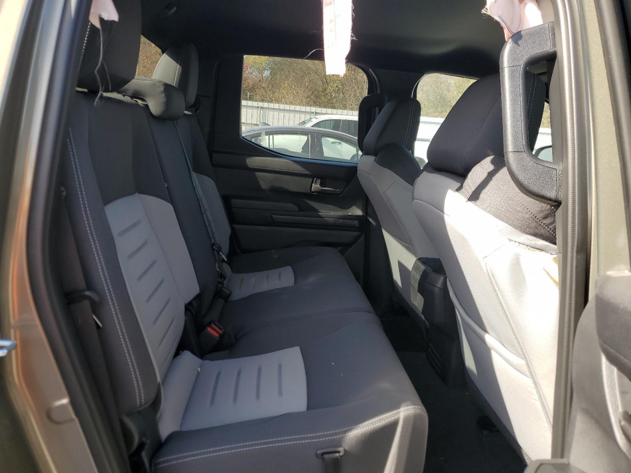 Toyota Tacoma Double Cab Image 12