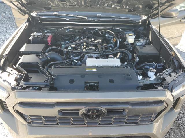 Toyota Tacoma Double Cab Image 3