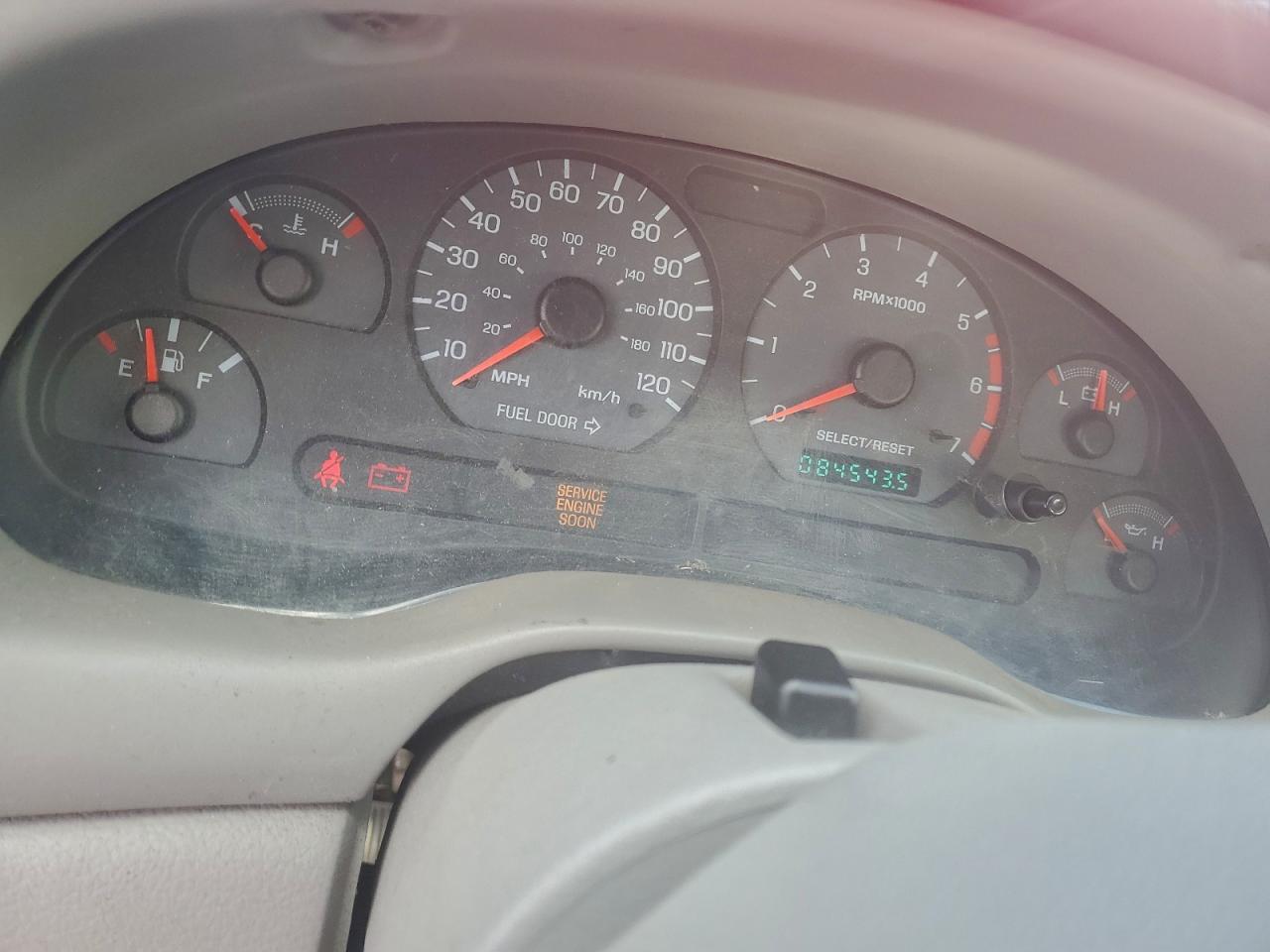 Ford Mustang Image 10