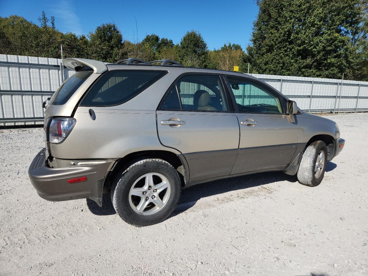 Lexus RX 300 Image 5
