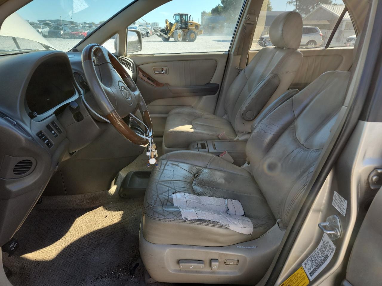 Lexus RX 300 Image 12