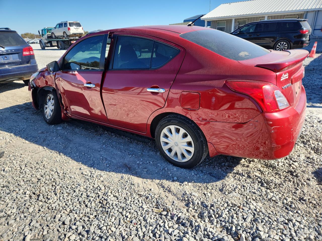 Nissan Versa S Image 4