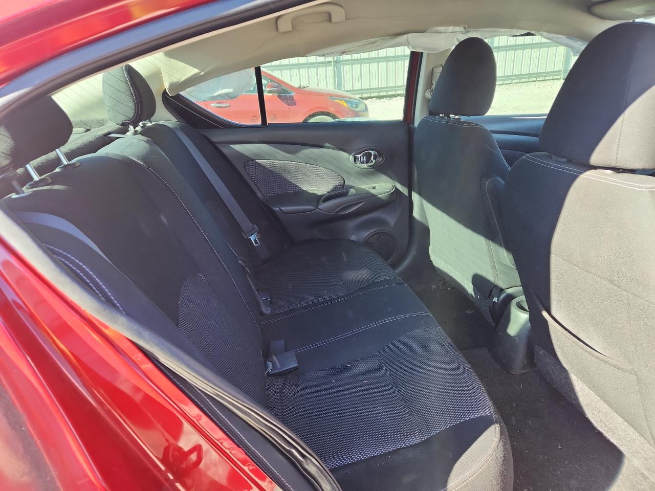 Nissan Versa S Image 12