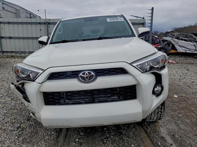 Toyota 4Runner Sr5/sr5 Premium Image 3