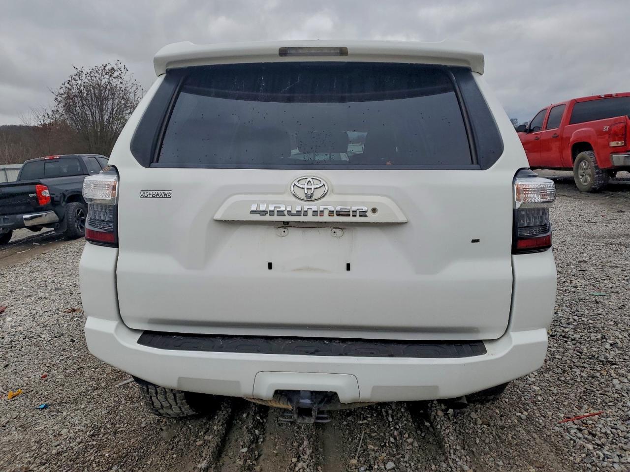 Toyota 4Runner Sr5/sr5 Premium Image 2