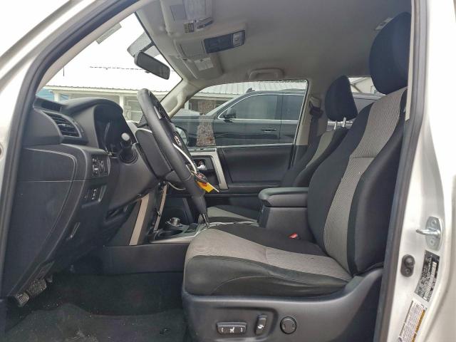 Toyota 4Runner Sr5/sr5 Premium Image 8