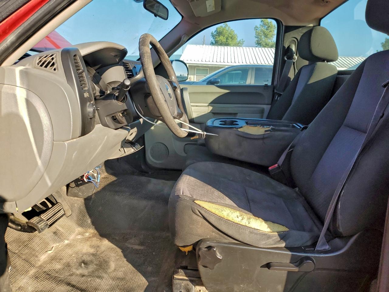 Chevrolet Silverado C1500 Image 7