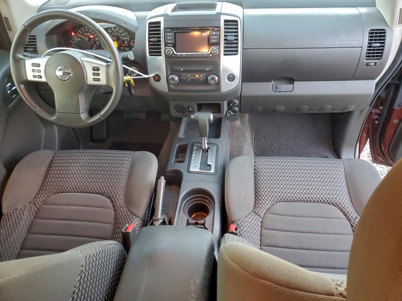 Nissan Frontier S Image 6